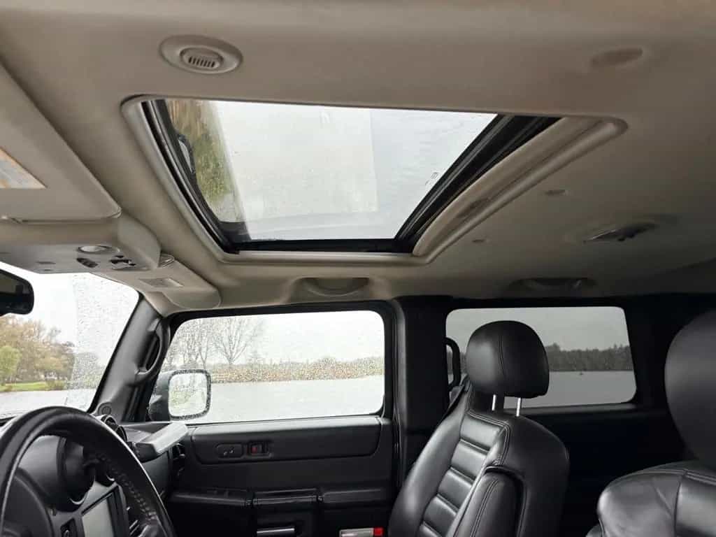 Hummer H2 6.0 SUT Black Ops edition 09/2006-photo-11
