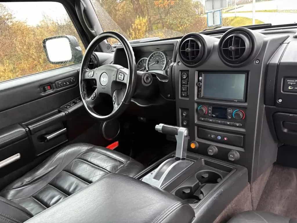 Hummer H2 6.0 SUT Black Ops edition 09/2006-photo-8