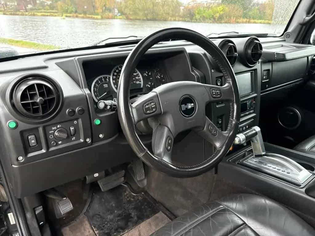 Hummer H2 6.0 SUT Black Ops edition 09/2006-photo-9