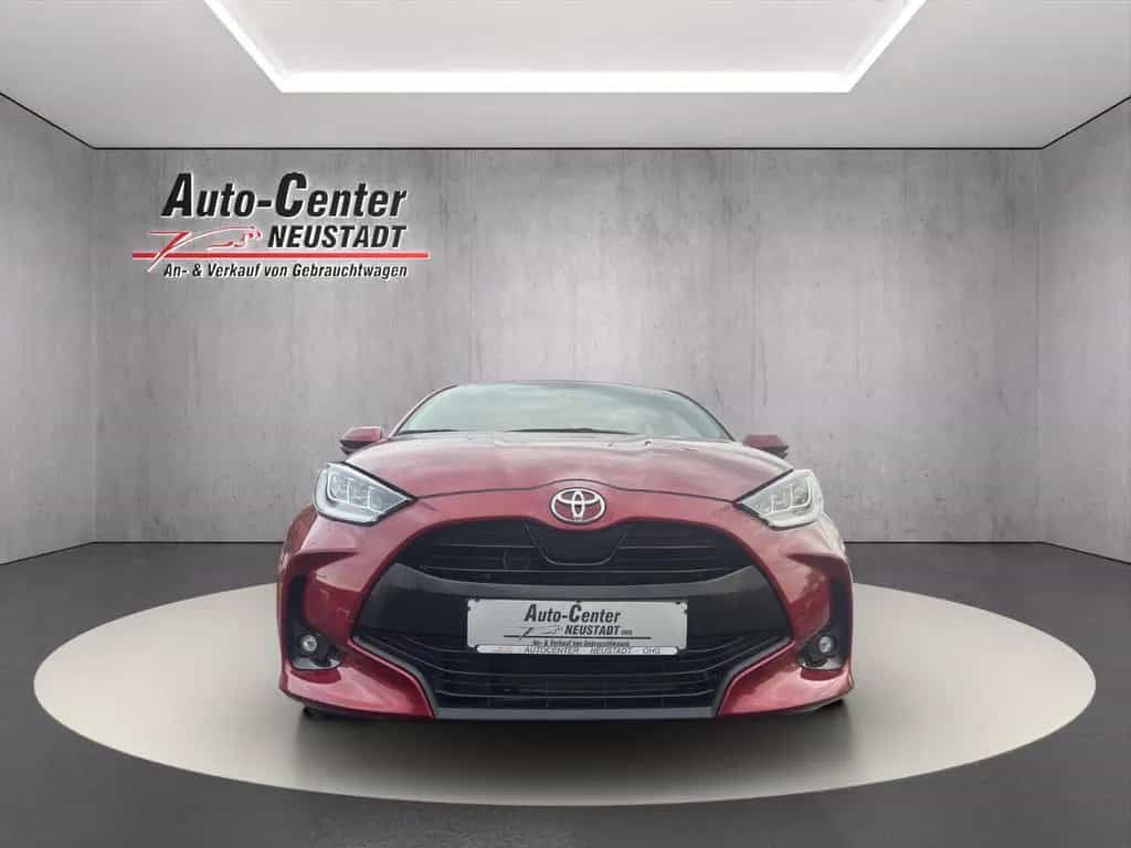 Toyota Yaris Club, ALU, ACC, SH, R.-KAMERA, PDC 03/2021-photo-1