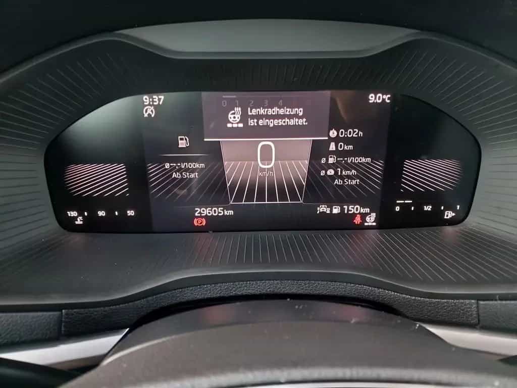 Skoda Karoq 1,0 TSI Ambition LED PDC TEMPOMAT WINTERPA 10/2023-photo-13