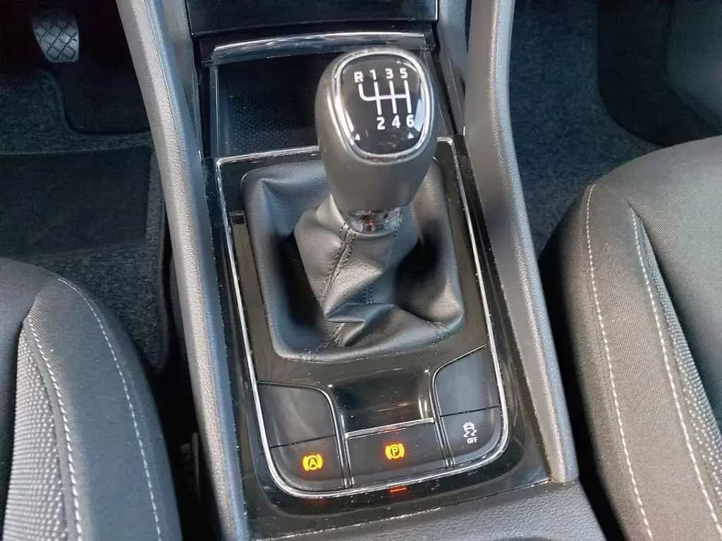 Skoda Karoq 1,0 TSI Ambition LED PDC TEMPOMAT WINTERPA 10/2023-photo-21