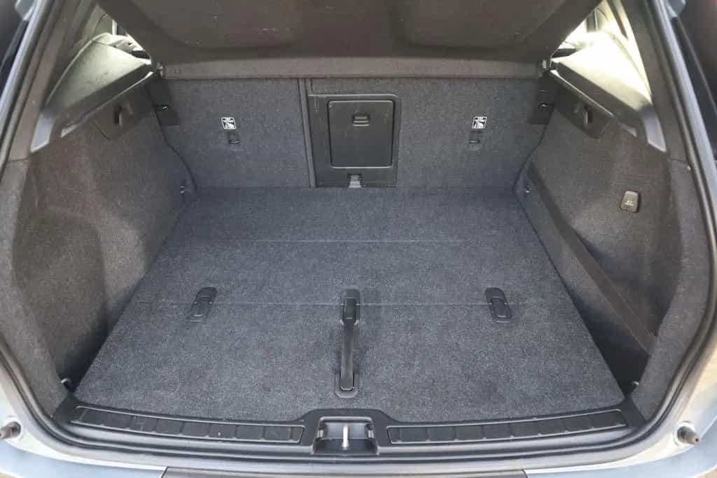 Volvo XC40 T4 Geartronic Momentum|AHK|NAVI|LEDER|SHZG 08/2018-photo-23