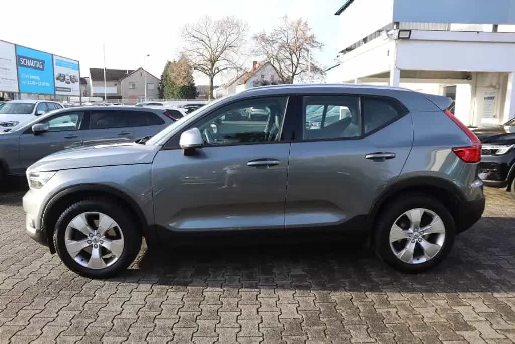 Volvo XC40 T4 Geartronic Momentum|AHK|NAVI|LEDER|SHZG 08/2018-photo-9