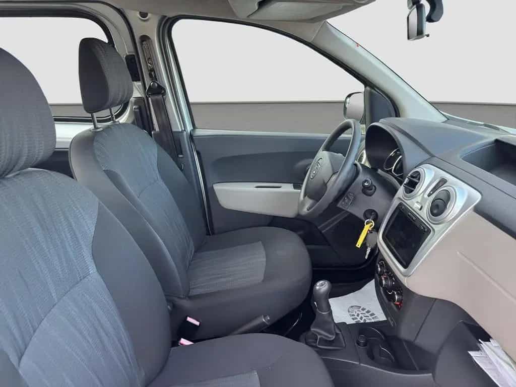 Dacia Dokker 1.2 TCE Laureate Rollstuhlrampe 07/2013-photo-14