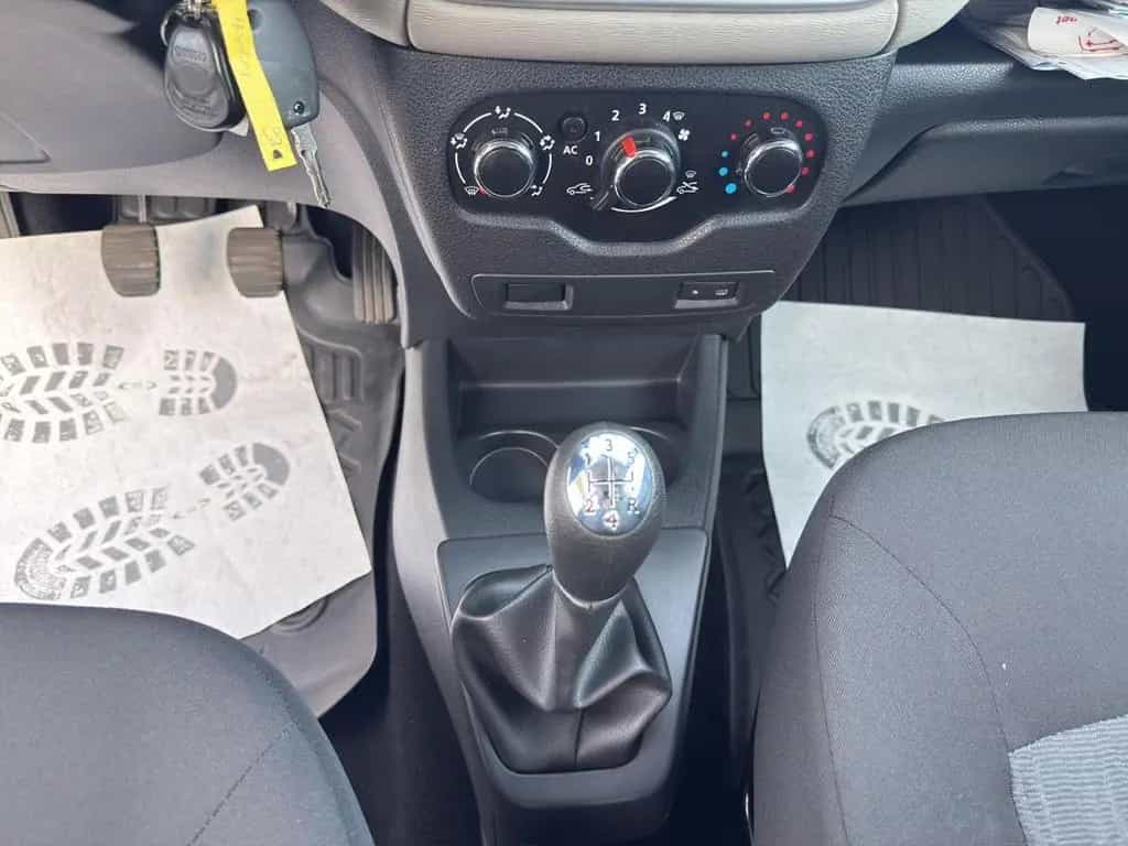 Dacia Dokker 1.2 TCE Laureate Rollstuhlrampe 07/2013-photo-15