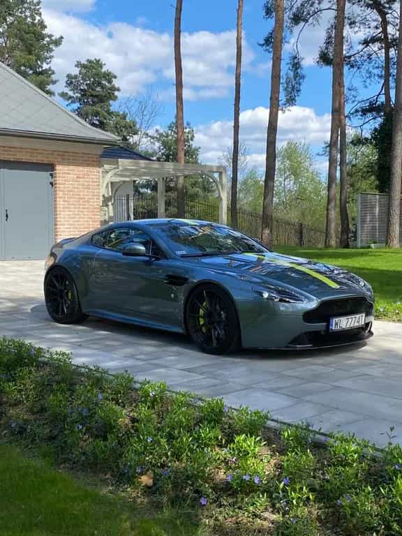 Aston Martin V8 Vantage AMR 02/2018-photo-2