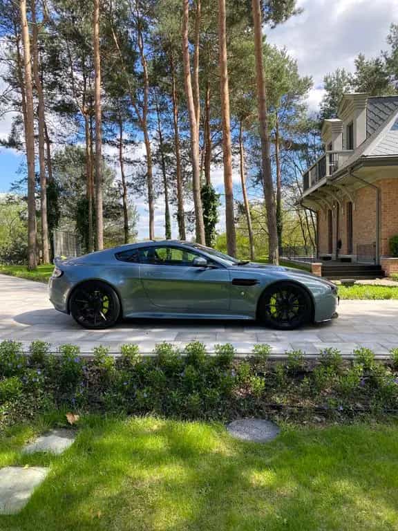 Aston Martin V8 Vantage AMR 02/2018-photo-3