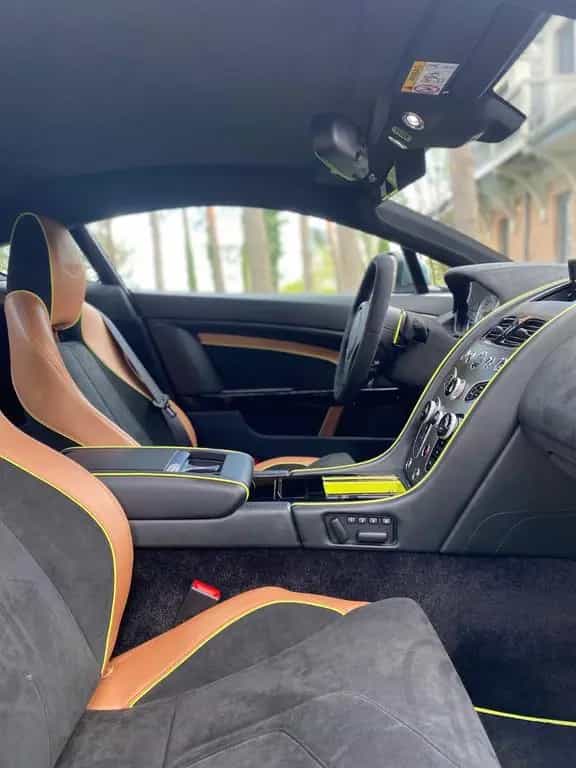 Aston Martin V8 Vantage AMR 02/2018-photo-9