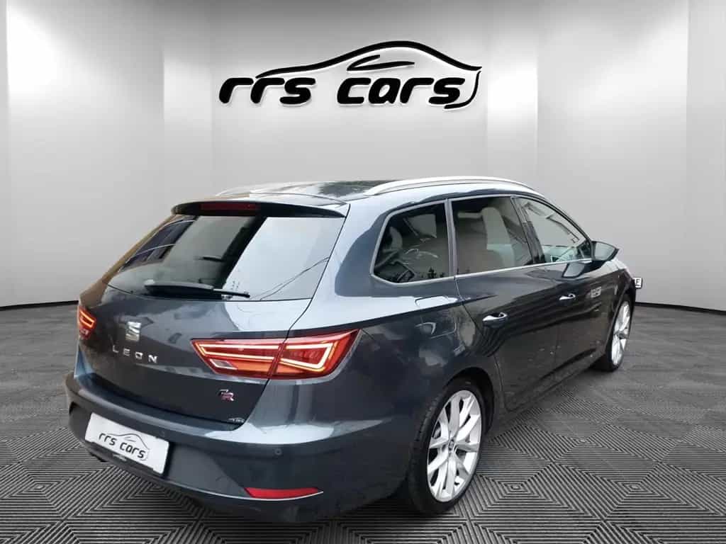Seat Leon ST FR***ACC*Pano*Virtual*Spur*Sound*** 10/2018-photo-2