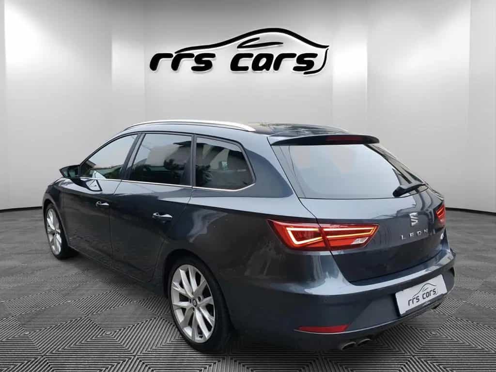 Seat Leon ST FR***ACC*Pano*Virtual*Spur*Sound*** 10/2018-photo-4