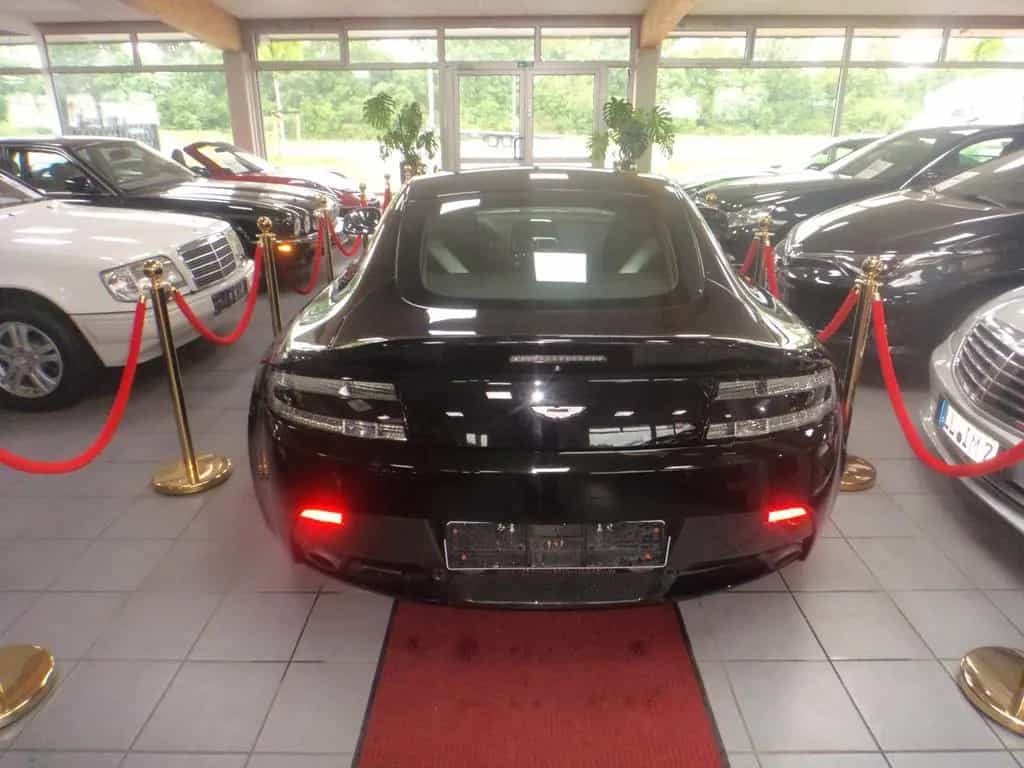 Aston Martin V12 Vantage 6.0 S Mega Voll 06/2015-photo-3