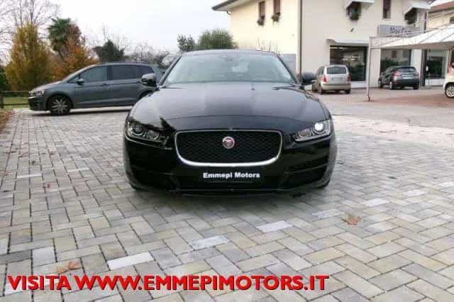 Jaguar XE XE 2.0 D 180 CV aut. Prestige 09/2019-photo-1