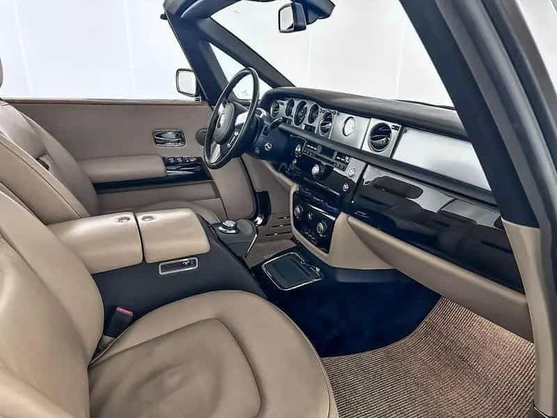 Rolls-Royce Phantom Phantom 6.7 Drophead 10/2007-photo-13