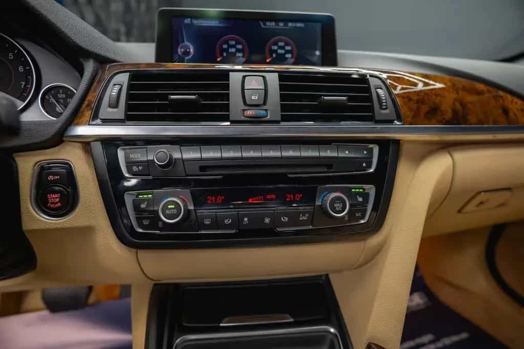 BMW 4 Series 428i Cabrio M-Sport *ACC*DAB*LED*360°*TV*19%* 11/2013-photo-23