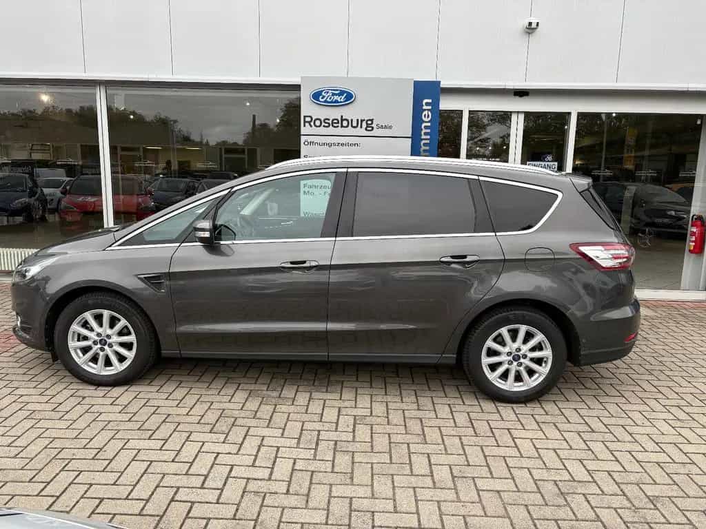 Ford S-Max Titanium AHK NAVI LED ACC PDC RFK LM SRWR 03/2018-photo-1