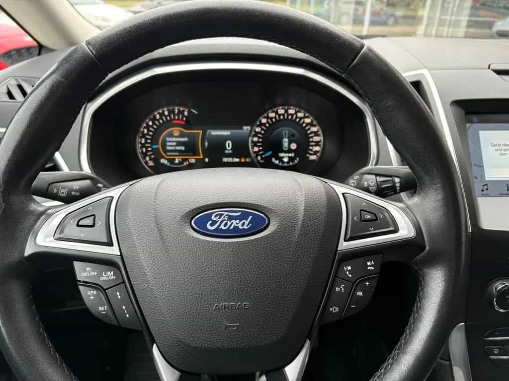 Ford S-Max Titanium AHK NAVI LED ACC PDC RFK LM SRWR 03/2018-photo-10