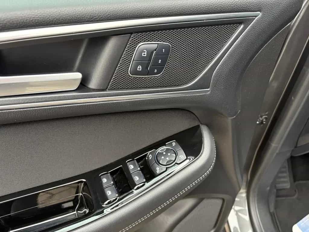 Ford S-Max Titanium AHK NAVI LED ACC PDC RFK LM SRWR 03/2018-photo-8