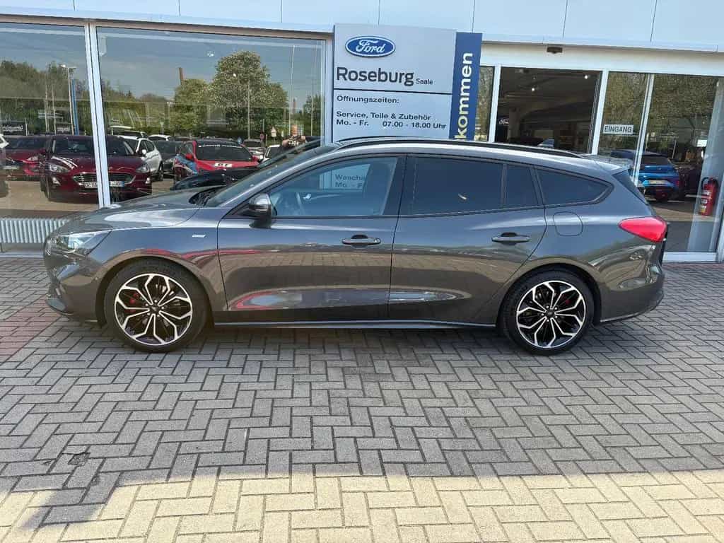 Ford Focus Turnier ST-Line X AHK NAVI LED PANO-SD EHK 03/2021-photo-1
