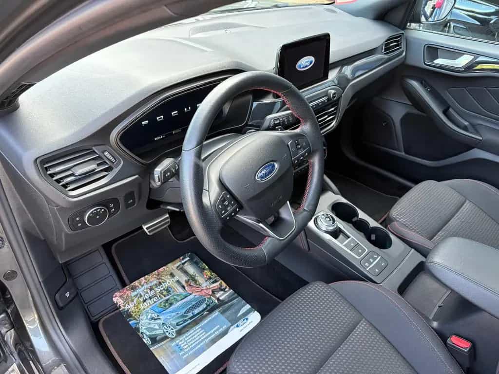 Ford Focus Turnier ST-Line X AHK NAVI LED PANO-SD EHK 03/2021-photo-4