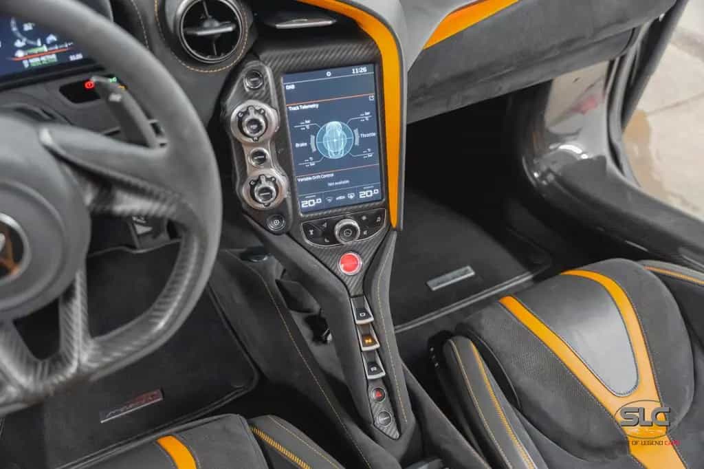 McLaren 720S Spider - B&W - Lift - Many Carbon!!! 06/2019-photo-10