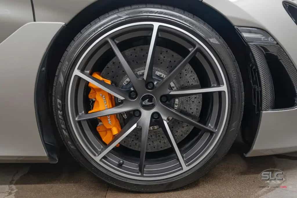 McLaren 720S Spider - B&W - Lift - Many Carbon!!! 06/2019-photo-21