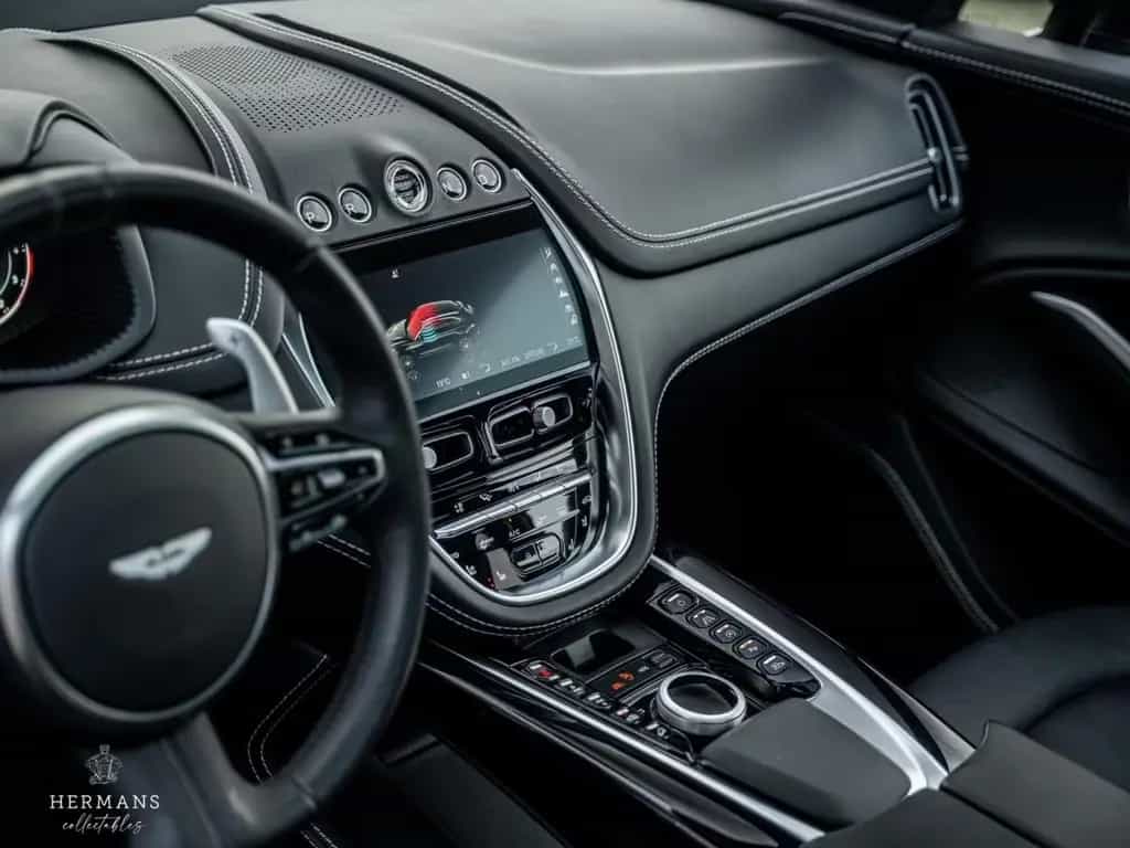 Aston Martin DBX 4.0 V8 1913 / 1 of 500 / Limited / Pano / Me 11/2020-photo-14