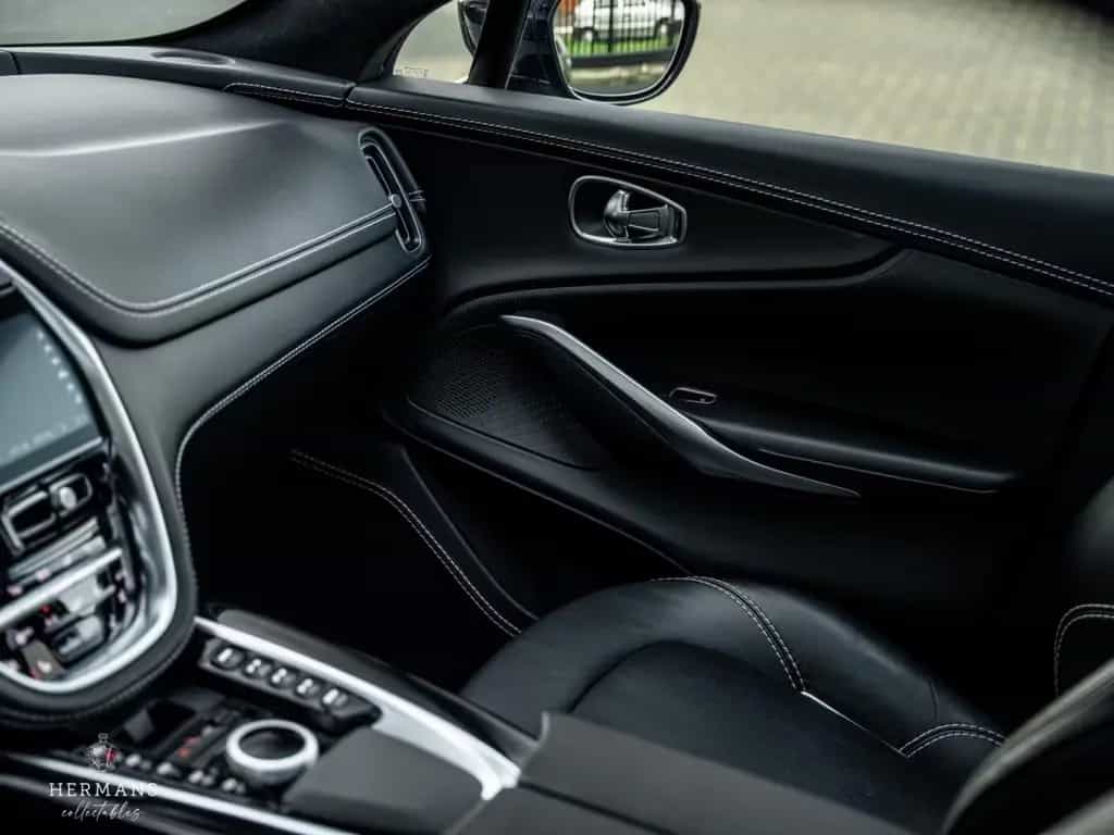 Aston Martin DBX 4.0 V8 1913 / 1 of 500 / Limited / Pano / Me 11/2020-photo-17