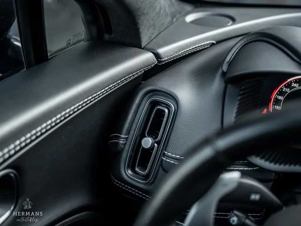 Aston Martin DBX 4.0 V8 1913 / 1 of 500 / Limited / Pano / Me 11/2020-photo-19
