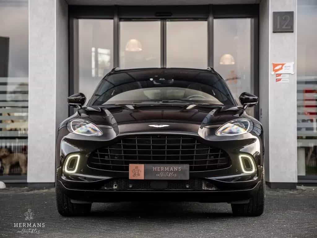 Aston Martin DBX 4.0 V8 1913 / 1 of 500 / Limited / Pano / Me 11/2020-photo-3
