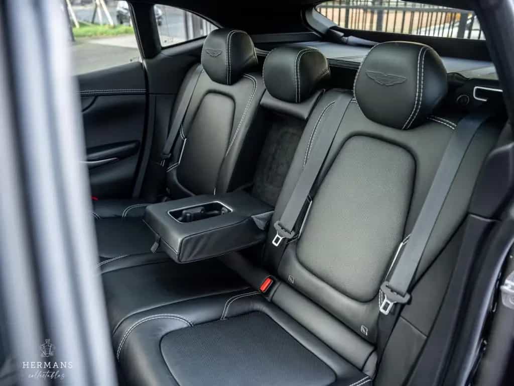 Aston Martin DBX 4.0 V8 1913 / 1 of 500 / Limited / Pano / Me 11/2020-photo-32