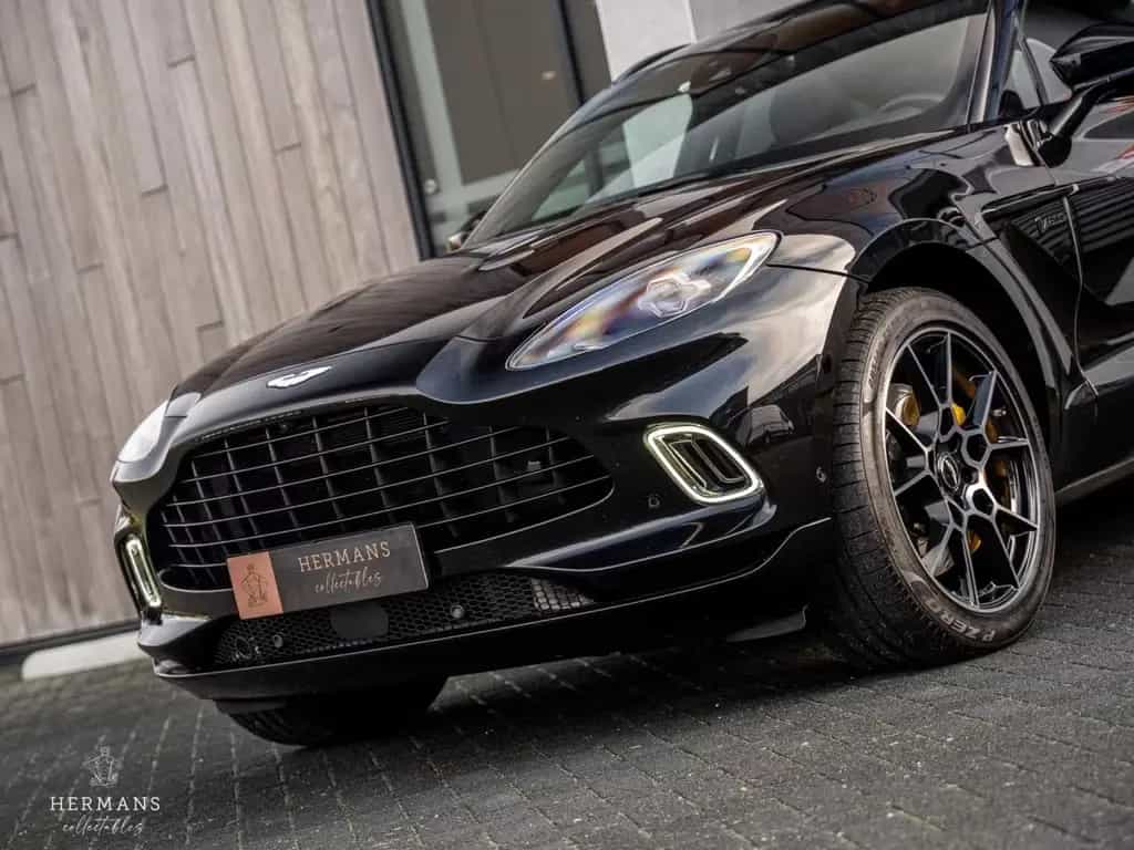 Aston Martin DBX 4.0 V8 1913 / 1 of 500 / Limited / Pano / Me 11/2020-photo-4