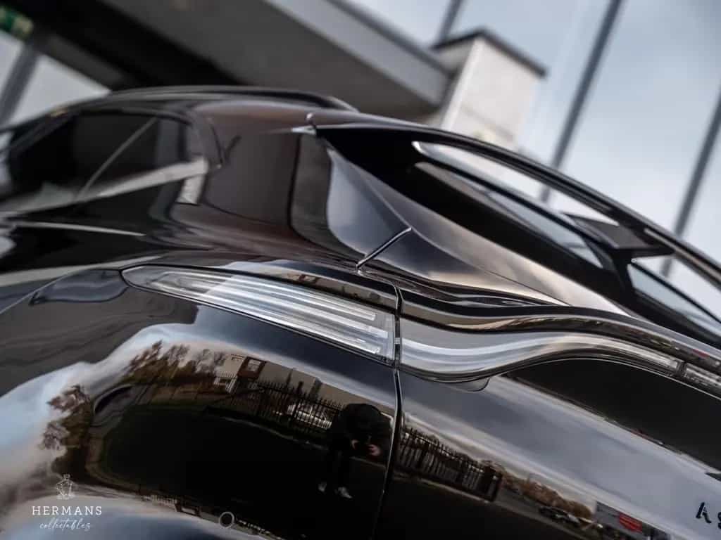 Aston Martin DBX 4.0 V8 1913 / 1 of 500 / Limited / Pano / Me 11/2020-photo-8