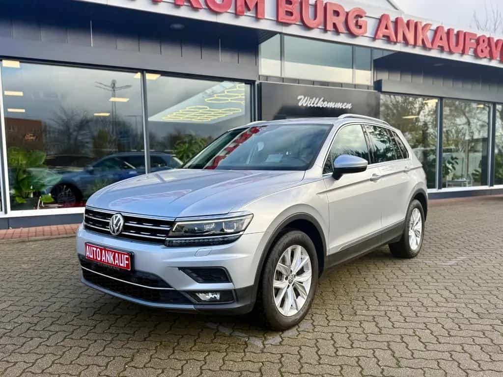 Volkswagen Tiguan Highline 4Motion Automatik LED PANO HUD 05/2019-photo-1