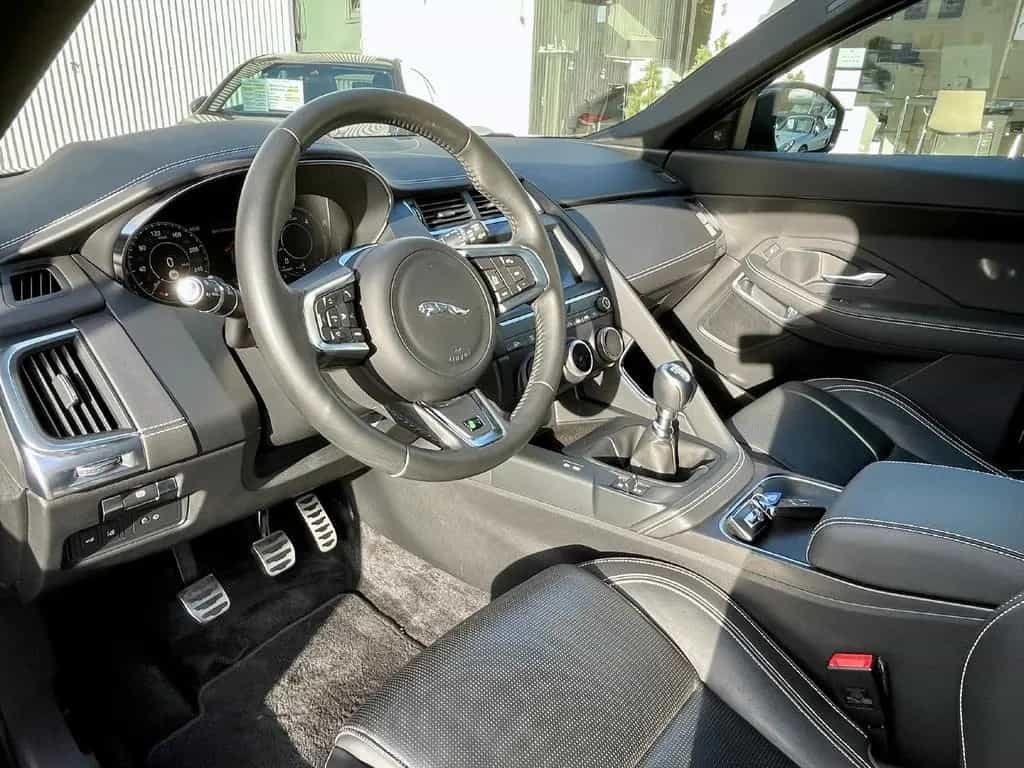 Jaguar E-Pace 2.0d AWD"BLACK PACK"+Panorama+KAMERA+1.HD 07/2019-photo-11