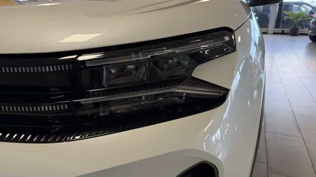 Citroën C5 Aircross Pure Tech 130 S&S EAT8 SHINE 11/2023-photo-3