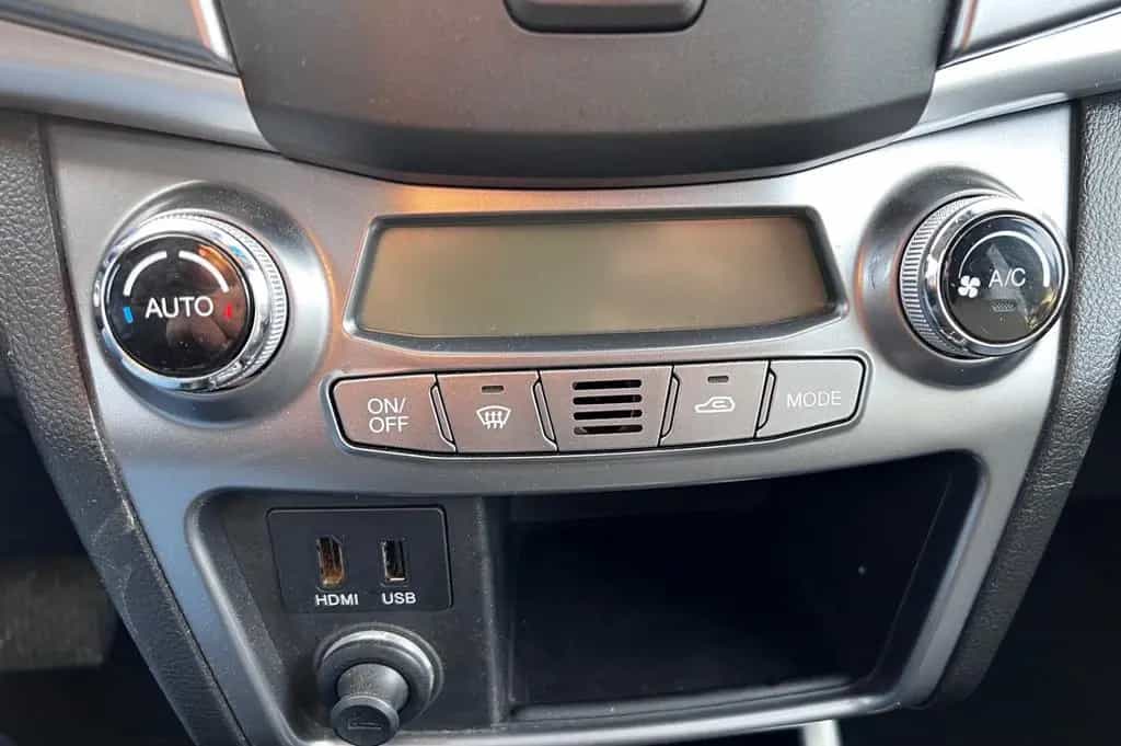 Ssangyong Korando Diesel Automatik 03/2017-photo-13