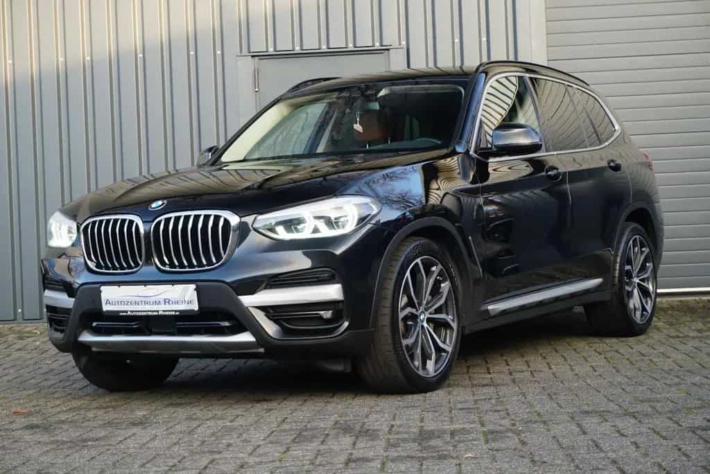 BMW X3 30d xD H/K LEDER RFK LiveCock SHZ HUD 1.Hand 11/2020-photo-2