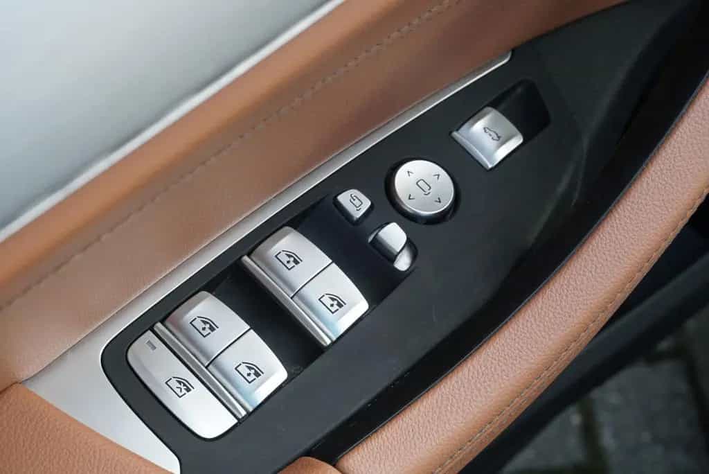 BMW X3 30d xD H/K LEDER RFK LiveCock SHZ HUD 1.Hand 11/2020-photo-27