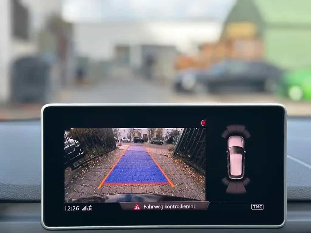 Audi A4 40TDI qua S-Line VirtualC Pano Matrix RFK ACC 10/2019-photo-19