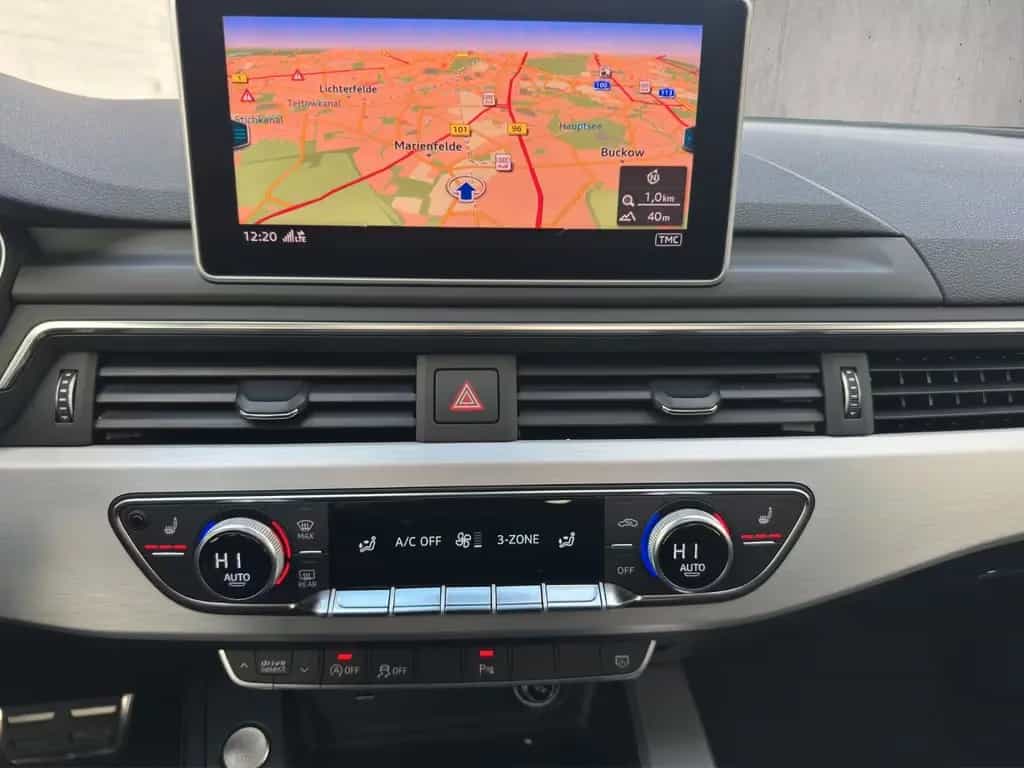 Audi A4 40TDI qua S-Line VirtualC Pano Matrix RFK ACC 10/2019-photo-22