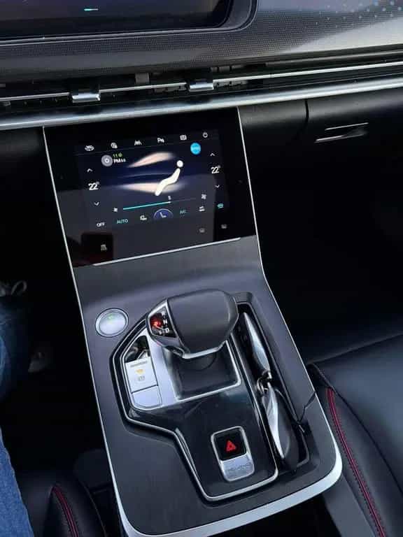 BAIC Beijing X75 LED PANORAMA MASSAGE LÜFTUNG 08/2024-photo-12