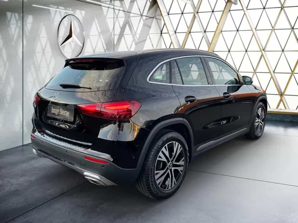 Mercedes-Benz GLA 200 Progressive Multibeam*AHK*EasyPack*Guard 02/2025-photo-15