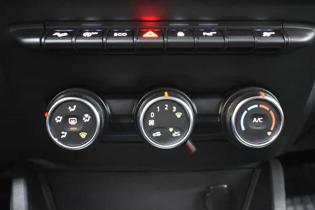 Dacia Duster II Prestige 4WD+Navi+Kamera+SHZ+PDC 03/2019-photo-16