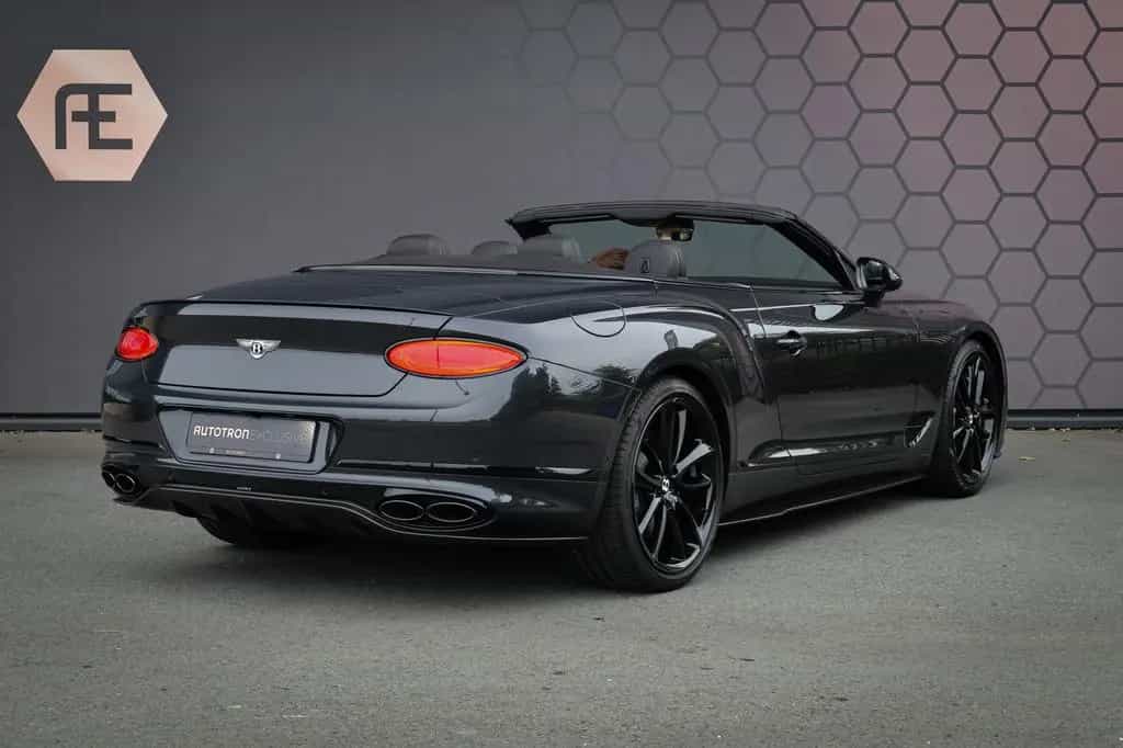 Bentley Continental GTC 4.0 V8 First Edition | NAIM | CA 01/2021-photo-11