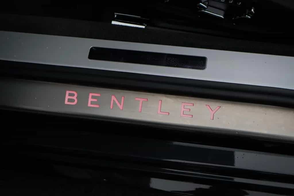 Bentley Continental GTC 4.0 V8 First Edition | NAIM | CA 01/2021-photo-22