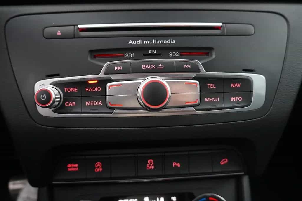 Audi RSQ3 2.5 TFSI Quattro*Bose*LED*DAB*Sp-AGA*Leder* 11/2015-photo-28