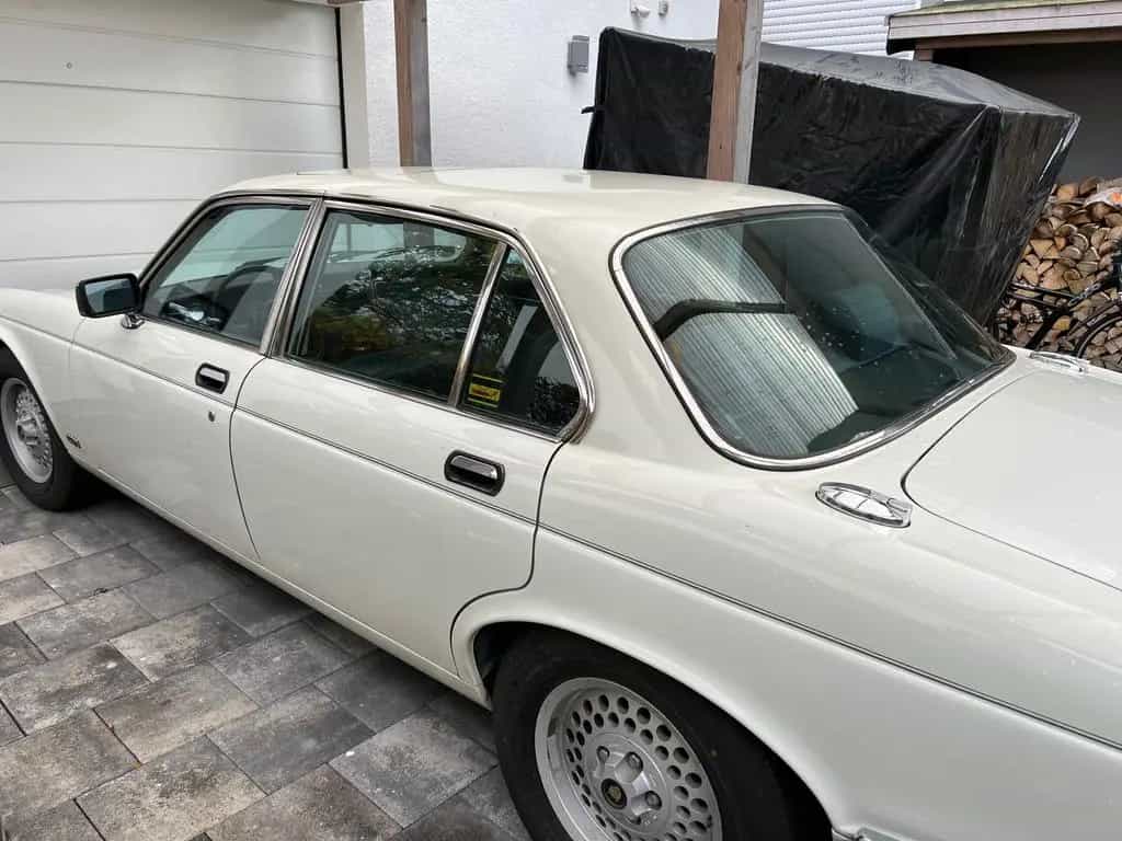 Jaguar XJ12 mit historischer Zulassung 05/1988-photo-1