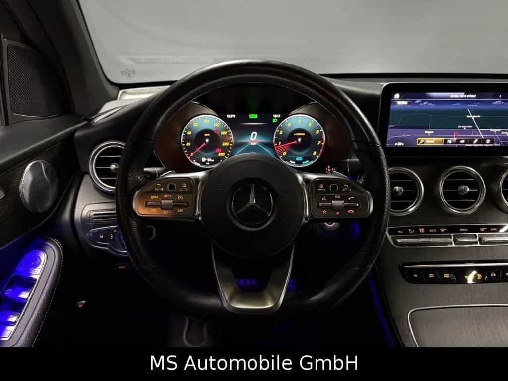 Mercedes-Benz GLC-Class Coupe 300 4Matic Amg Line 09/2019-photo-16