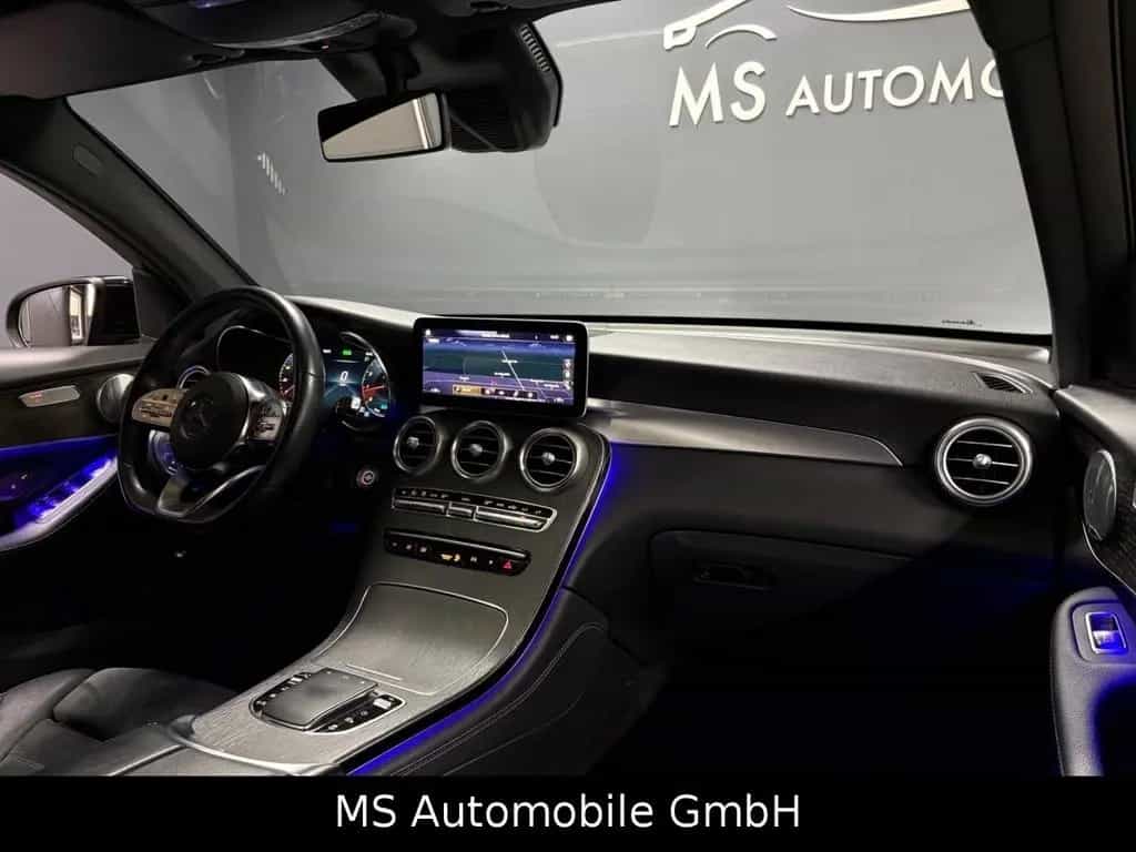 Mercedes-Benz GLC-Class Coupe 300 4Matic Amg Line 09/2019-photo-19